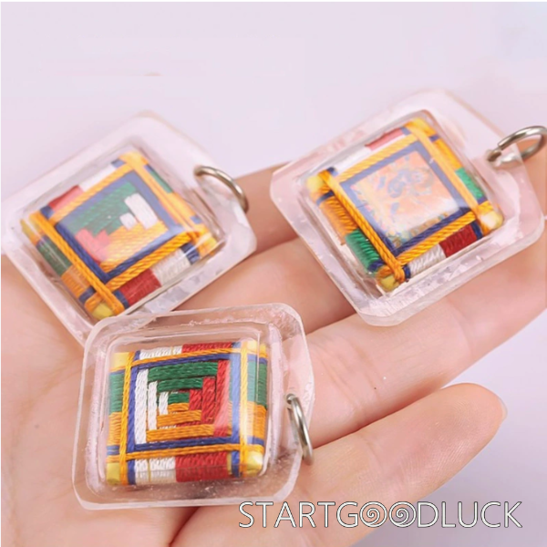 Tibetan Handmade Five-Color Thread Buddha Amulet: Blessing & Protection