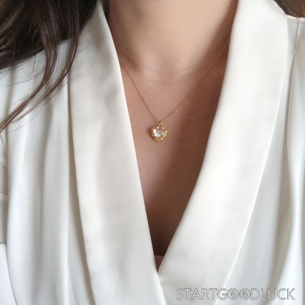 Heart Shaped Necklace - Dainty Lolita-style titanium steel chain