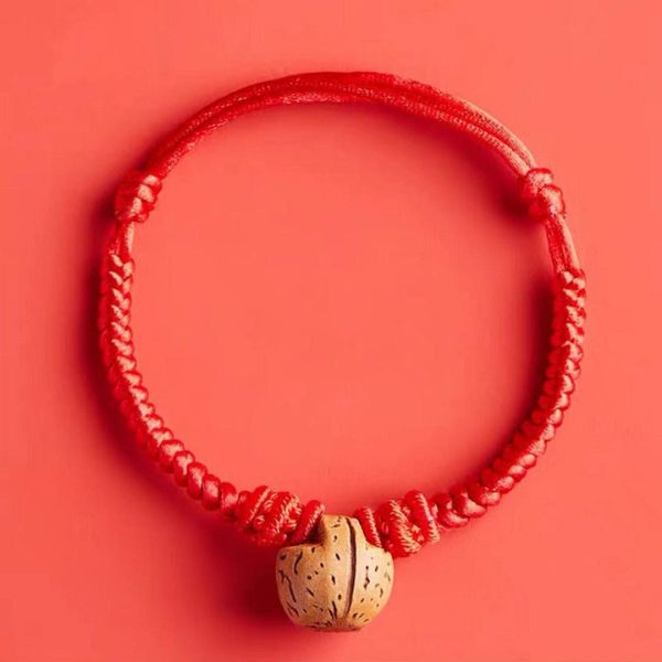Lucky Chinese bracelet Old Peach Pit Bead