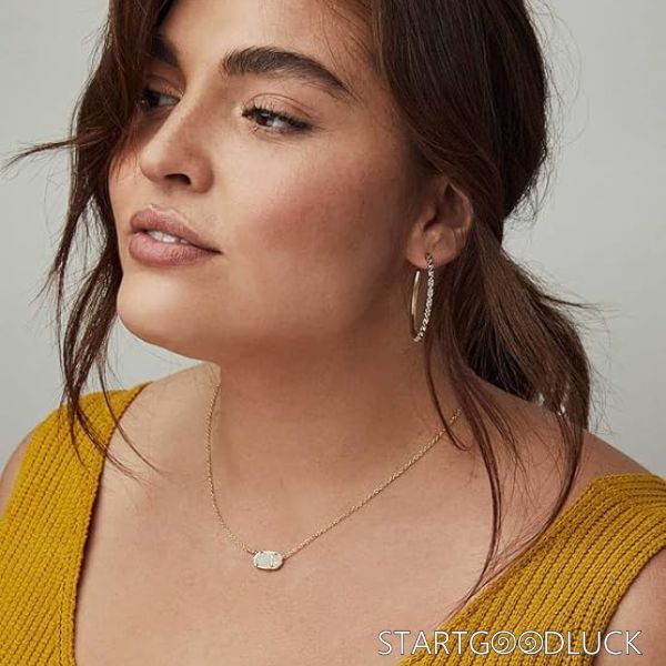 Oval Diamond Necklace - Gold Dainty Trendy Fashion Jewelry