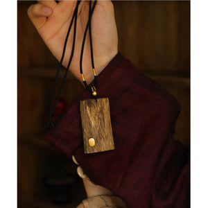 Pendant necklace Agarwood natural material fit for men and women