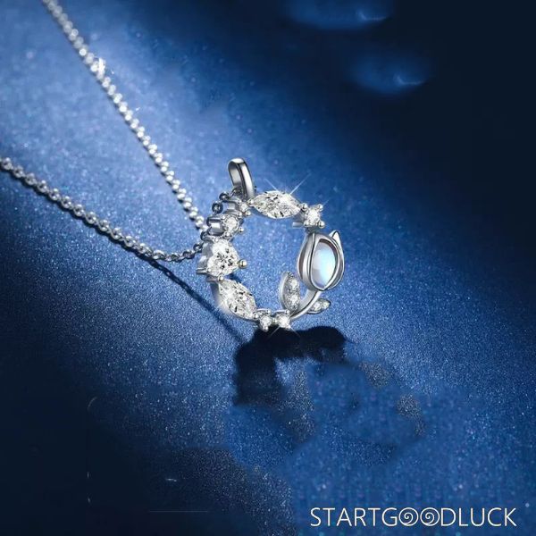 Tulip Pendant Necklace - Crystal Pendant  Minimalist Fashion Jewelry for Women