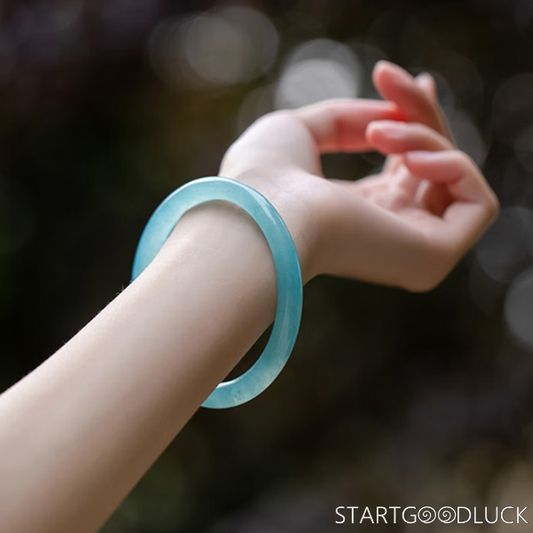 Blue Jade Healing Bracelet – Translucent Spiritual Bangle for Calm & Abundance