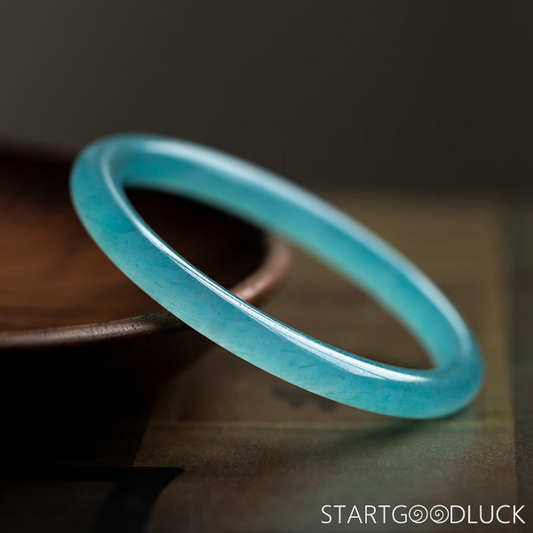 Blue Jade Healing Bracelet – Translucent Spiritual Bangle for Calm & Abundance