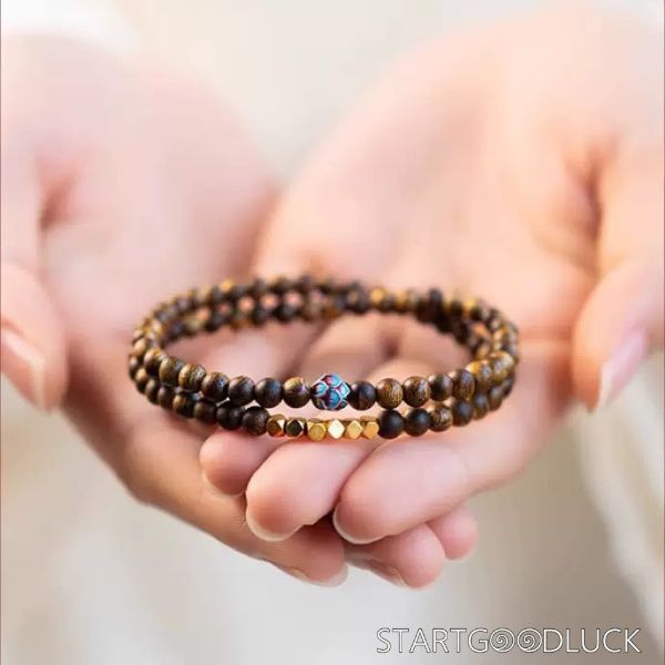 Buddhist Bracelet | Gaharu Agarwood bracelet with Lotus Spacer bead