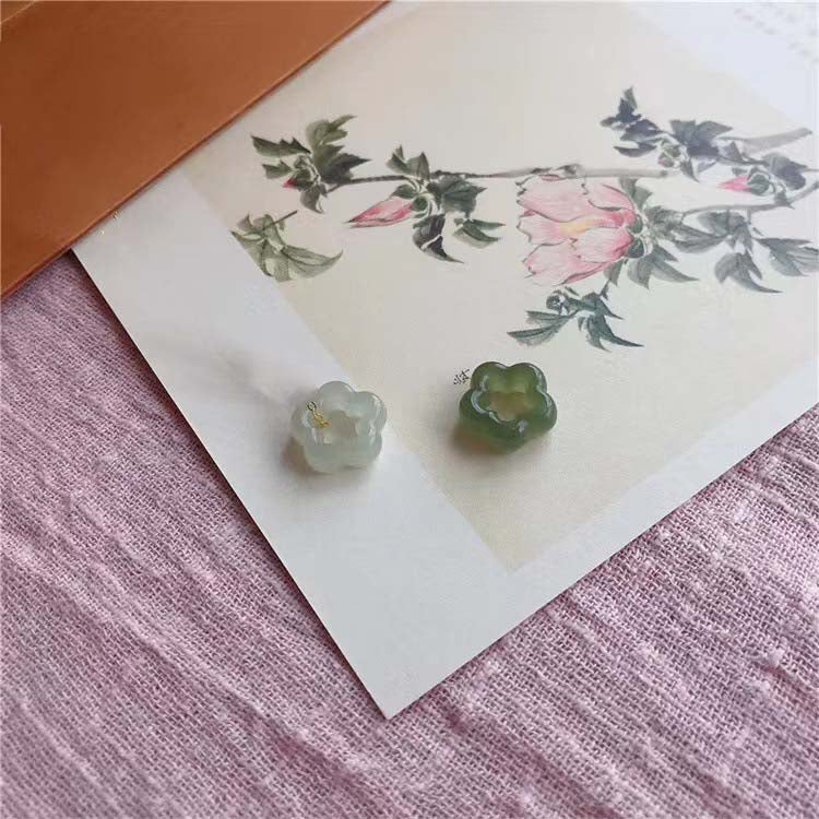 Flower Jade Pendant - Chinese Style Jewelry With Optional Copper Chain