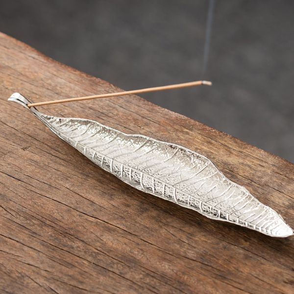 Leaf - Shaped Incense Holder for Home Decor & Aromatherapy