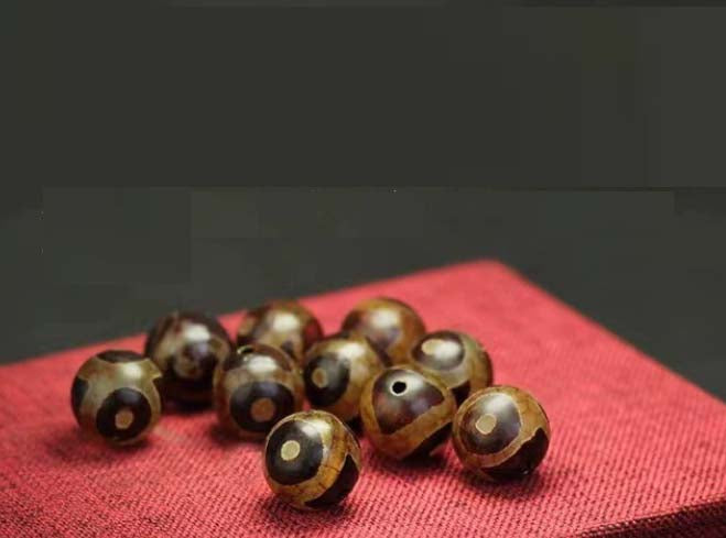 Tibetan Nine - eyed Dzi Beads Agate Bracelet: Ancient Blessings, Timeless Charm