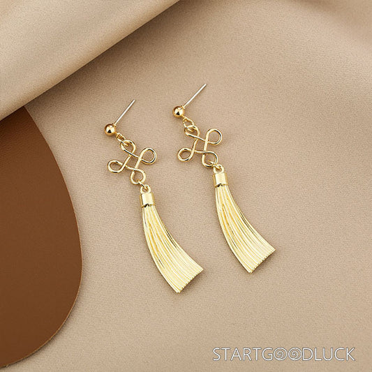 Traditional Chinese Knot Earrings - Gold/Red | Symbol of Unity & Good Fortune