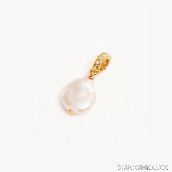 Vintage Pendant Necklace- Marine - Themed Pearl Chain Necklace with Zircon