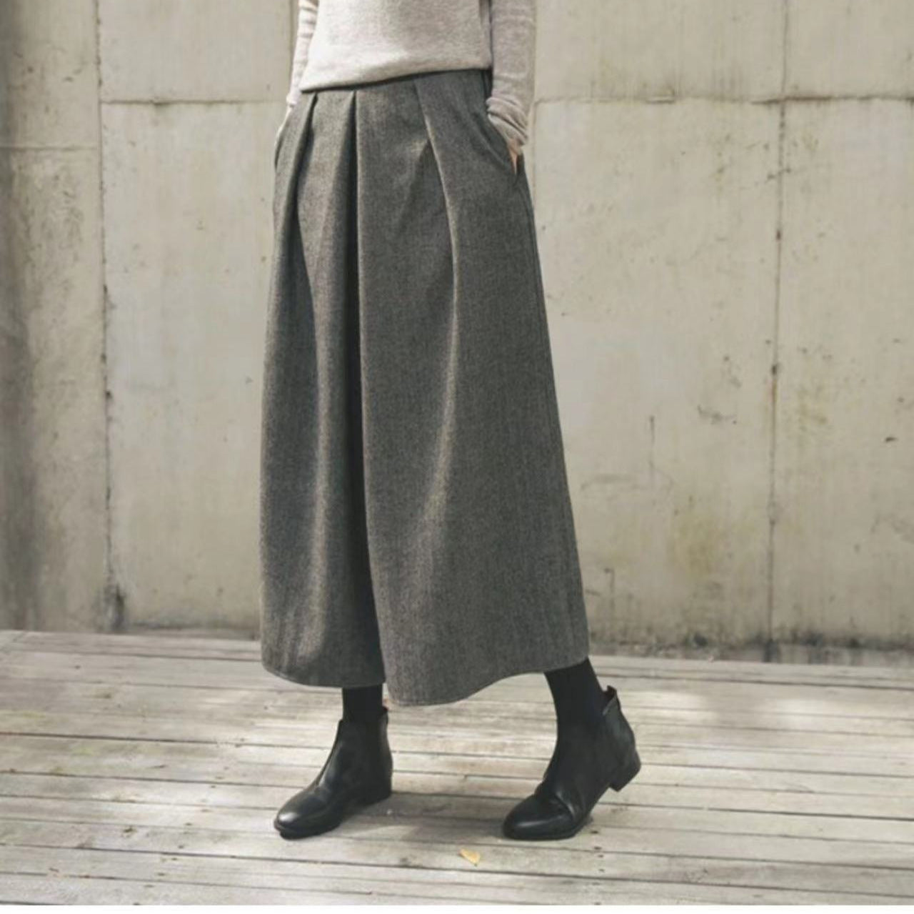Women Casual Black Or Grey Woolen Loose Wide-leg Cropped Pants